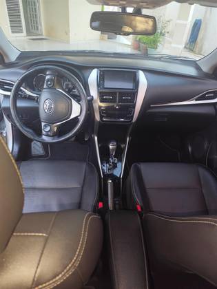 TOYOTA YARIS 1.5 16V FLEX SEDAN XLS MULTIDRIVE TOYOTA YARIS 1.5 16V FLEX SEDAN XLS MULTIDRIVE
